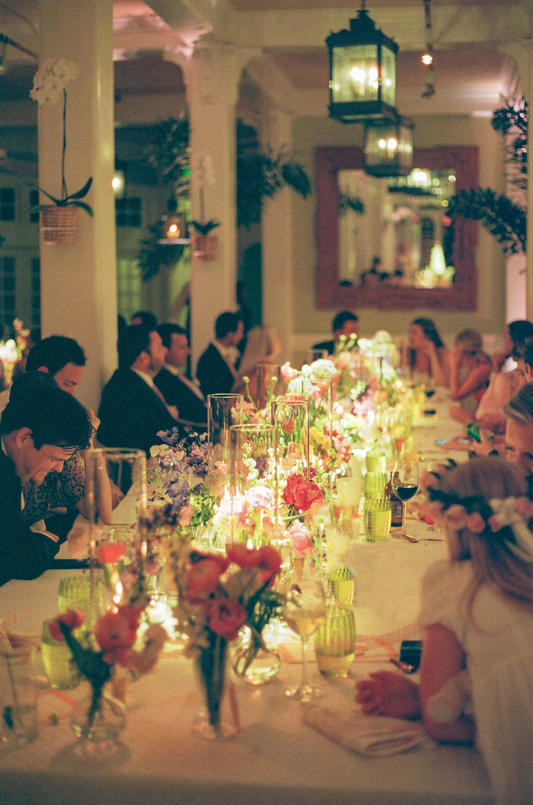 gasparilla island candlelit wedding dinner shot on 35mm film by parkers pictures