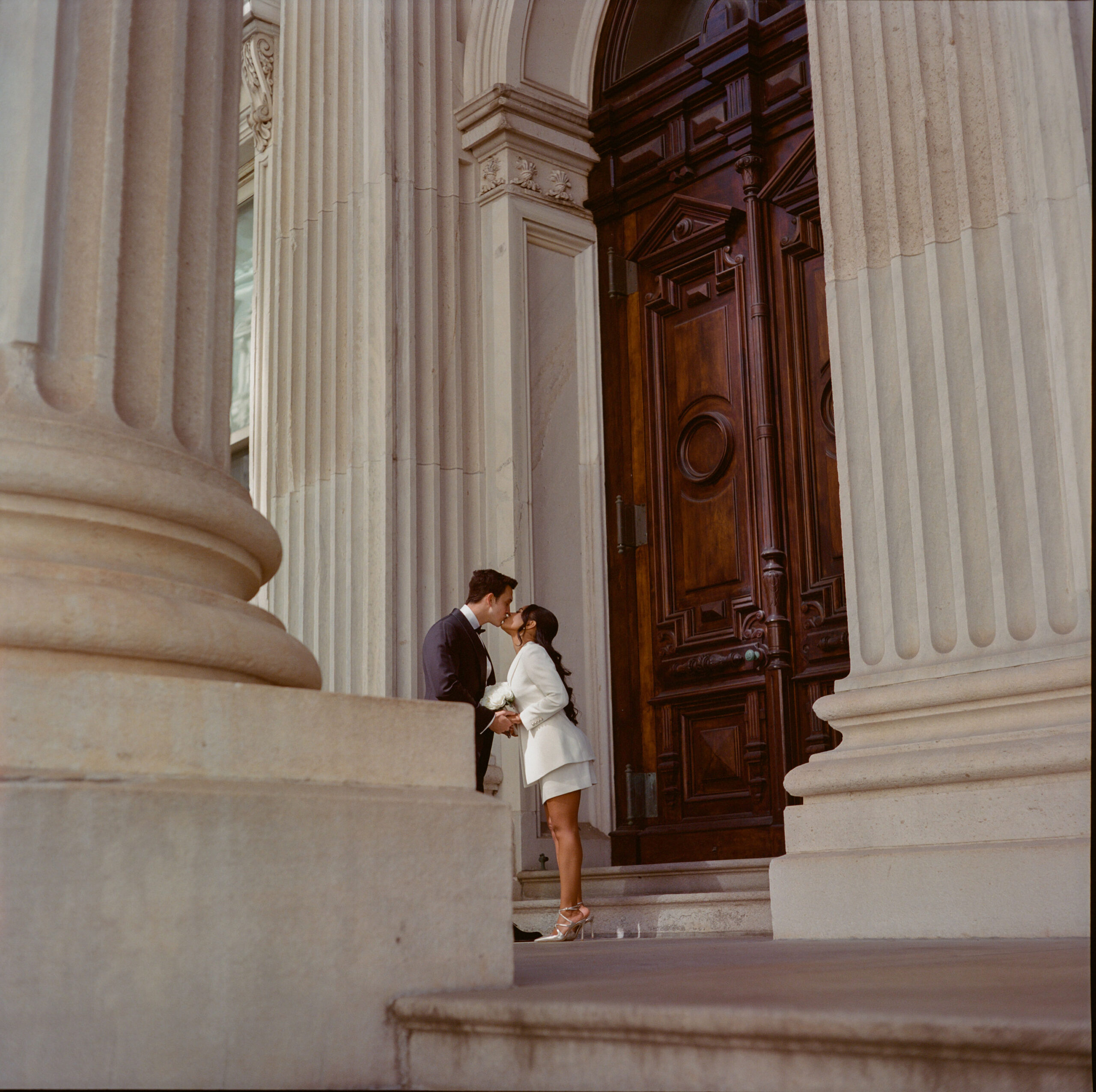 couple at nyc city hall shot on medium format film by parkers pictures