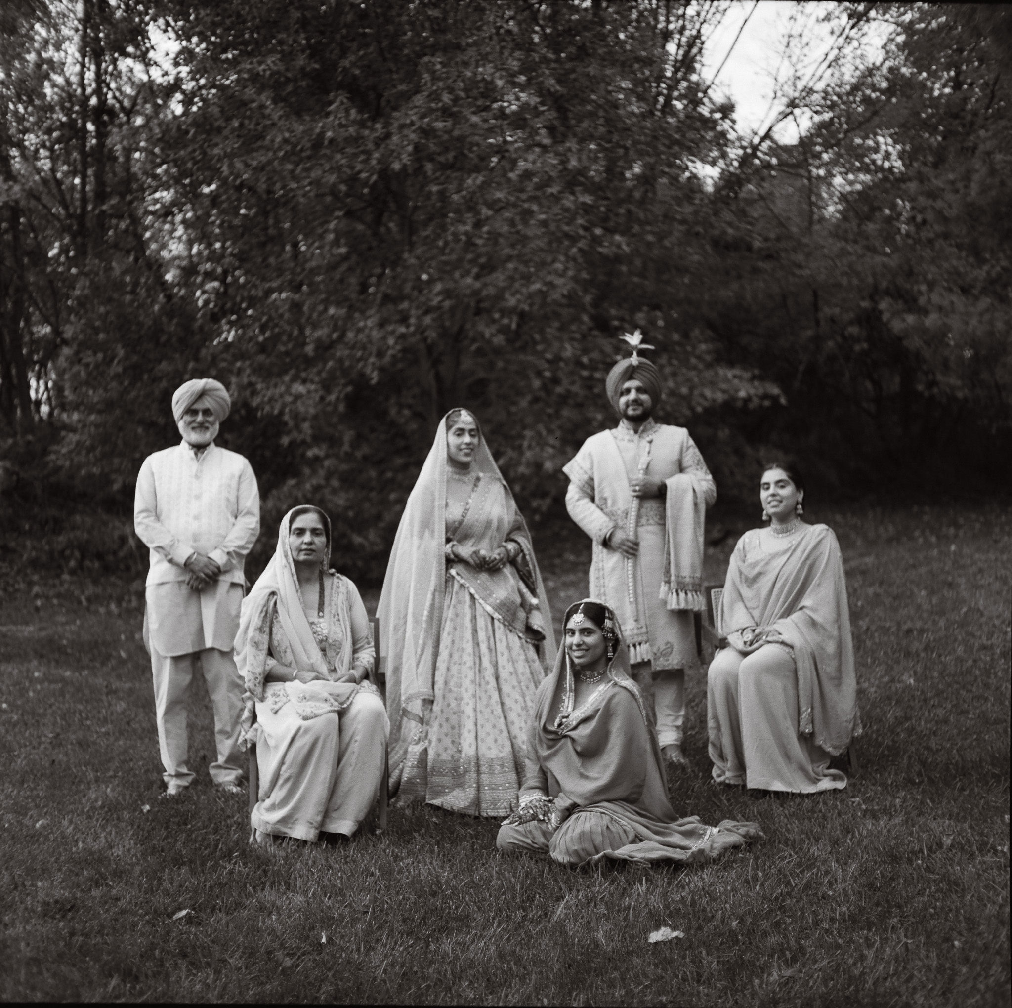 editorial family photo sikh wedding in maryland shot on film by parkers pictures