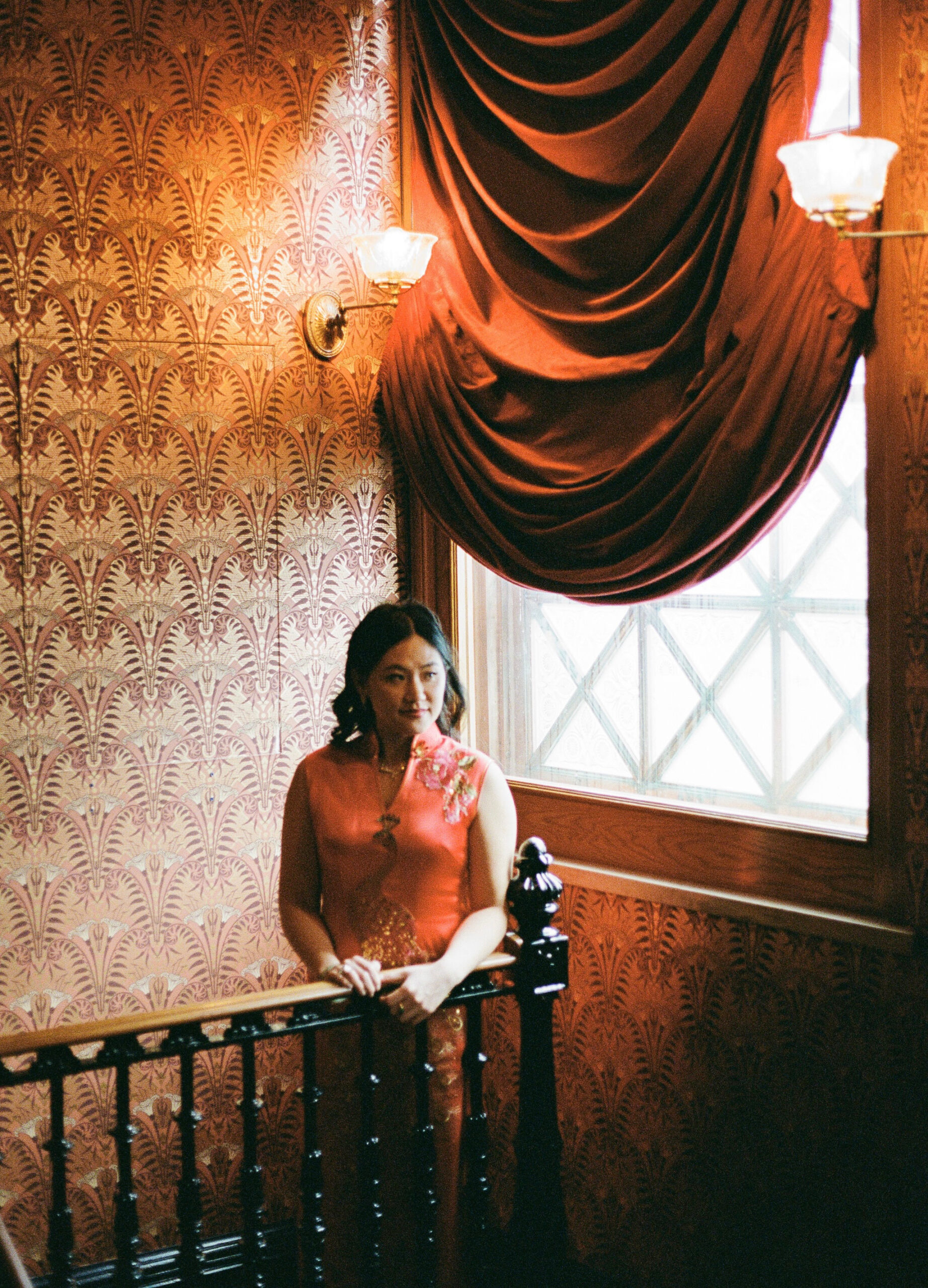 chinese tea ceremony at weylin nyc wedding shot by parkers pictures